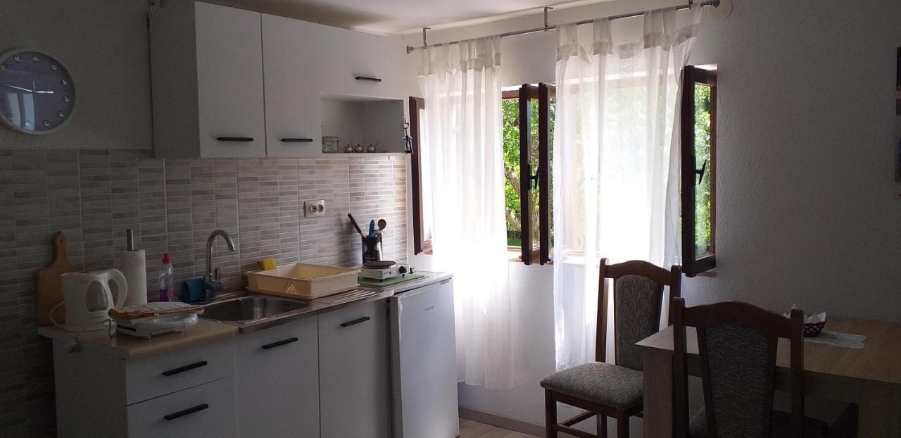 Guesthouse Loncar Plitvicka Jezera Exterior photo