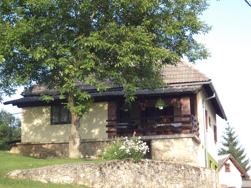 Guesthouse Loncar Plitvicka Jezera Exterior photo
